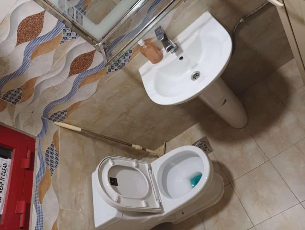 Appartement Moon Backpackers , Al Rigga , Partition For Couples And For Singles à Dubaï Extérieur photo