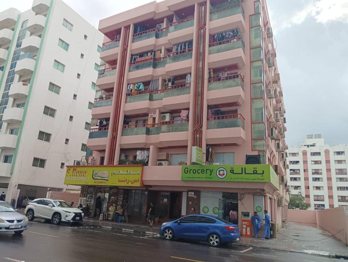 Appartement Moon Backpackers , Al Rigga , Partition For Couples And For Singles à Dubaï Extérieur photo